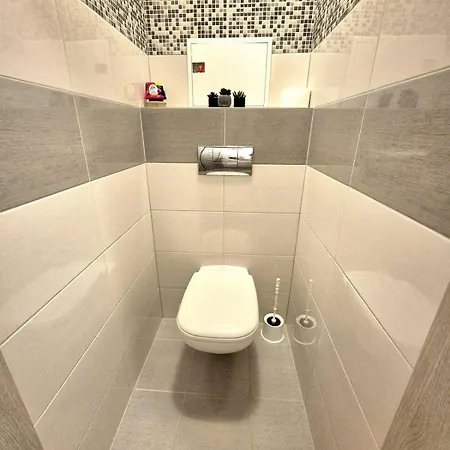 아파트 Nadherny V Ruzinove 브라티슬라바