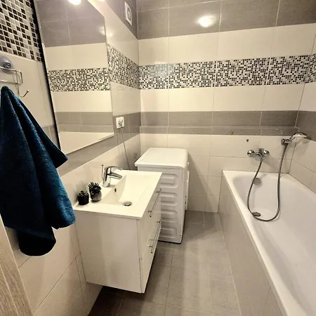 아파트 Nadherny V Ruzinove 브라티슬라바